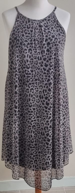 Bodyflirt grijze jurk met zwarte dieren print mt. 44/46