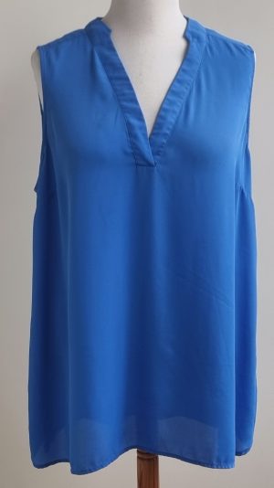 Miss Etam blauwe soepelvallende blouse mt. 50