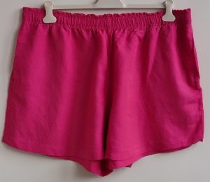 H&M hardroze short met linnen mt. XXL