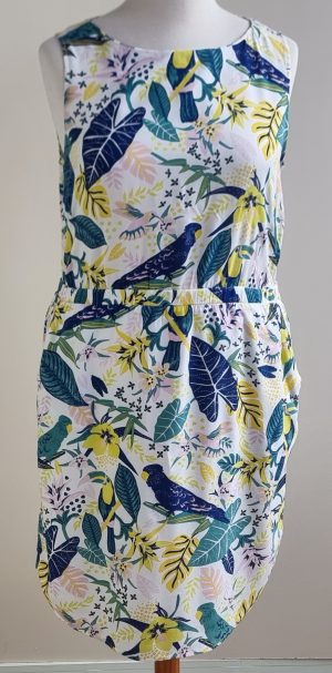 We Fashion wit jurkje met printjes mt. L