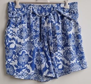 MS Mode blauw/witte short mt. 54 NIEUW