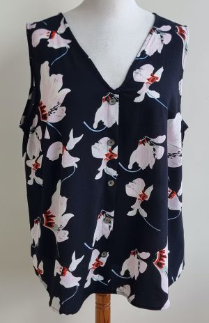 Zizzi zwarte blouse met bloemen print mt. 50/52 (L)