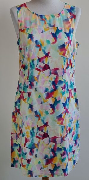 Liberty Island gekleurde jurk mt. 38