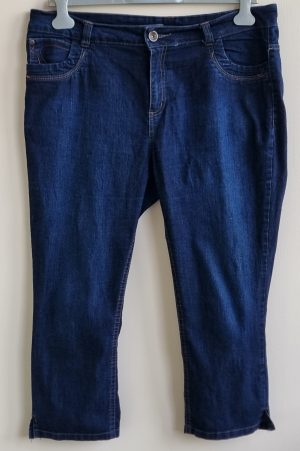 MS Mode stretchy jeans capri mt. 44