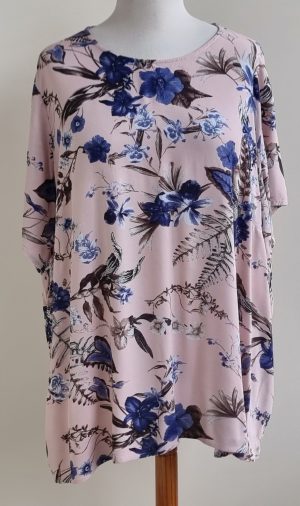 Zizzi roze blouse met blauwe bloemen mt. 54/56 (XL)
