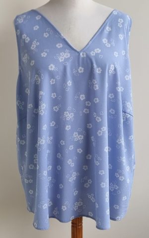 Zizzi lichtblauwe blouse/top met witte bloemetjes mt. 54/56 (XL)