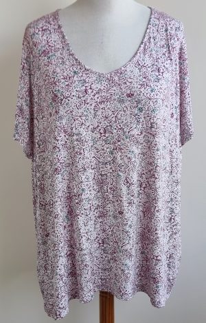 MS Mode wit t-shirt met paars/turquoise print mt. 2XL (52)