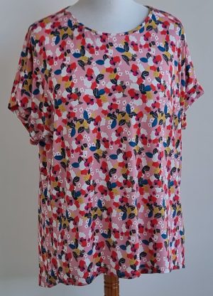 Miss Etam roze t-shirt met printjes mt. XXL