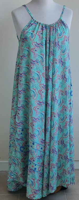 Swarna Greece lange lichtblauwe jurk met print mt. 46/48
