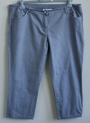 BPC grijze jeans capri mt. 50