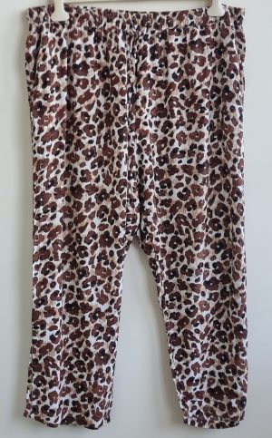 MS Mode witte broek met print in bruin tinten mt. 54