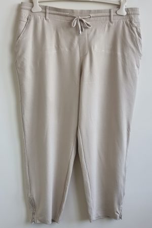 MS Mode beige enkel broek mt. 52