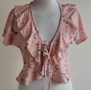 Asos kort roze bloesje met bloemen mt. 38 NIEUW