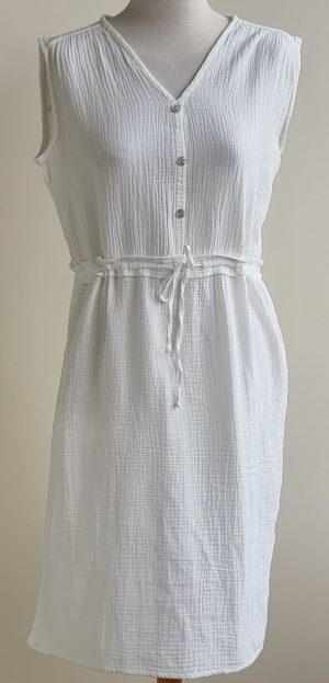 Esmara creme jurkje mt. 38