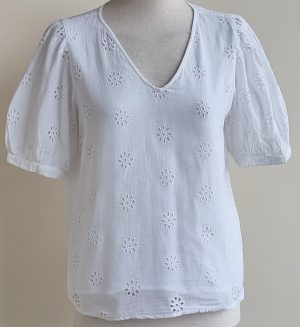 Vero Moda wit opengewerkt bloesje mt. S