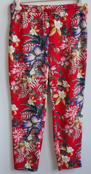 Miss Etam rode broek met bloemen print mt. 48