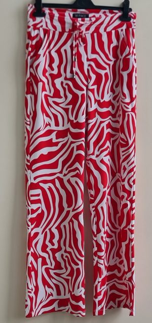 Mi Place rood/witte broek van travelstof mt. XS