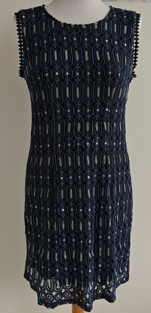 Yest zwart jurkje met blauw en zilver mt. 40