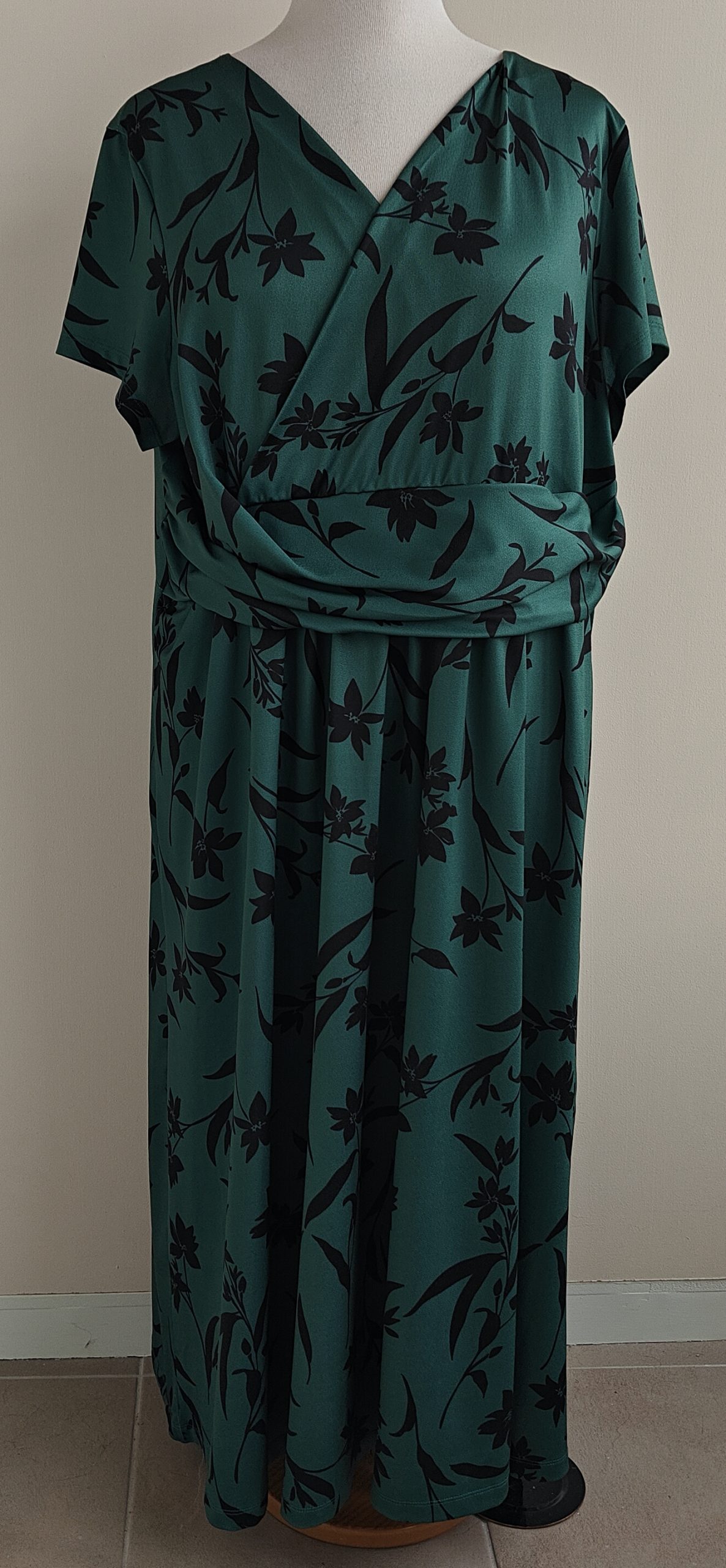 Anna Field Curvy groene jurk met print mt. 54