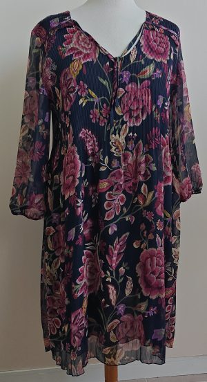 Paprika donkerblauwe jurk met prints mt. 52