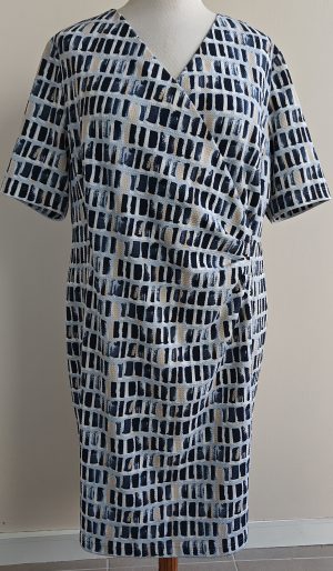 Gerry Weber jurk in blauw tinten met wit en beige mt. 48