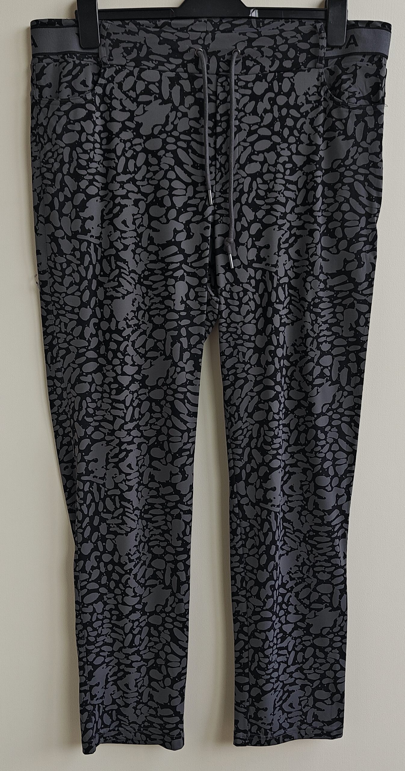 Yesta grijs/zwart sportbroek mt. X-0 (mt. 44)